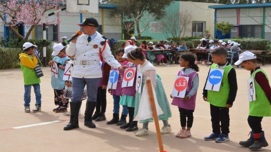 الدرك الملكي باقليم بنسليمان يحسس بأخطار الطريق