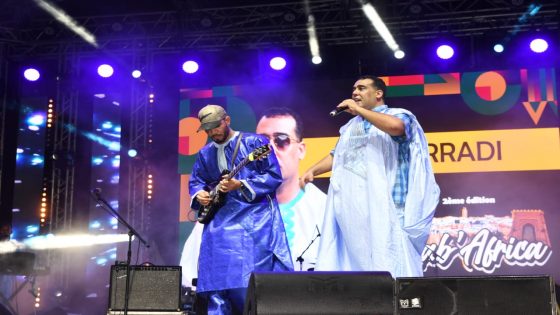 نجم الغناء الحساني يمتع في مهرجان  Rabat Africa