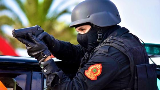 الدار البيضاء..مفتش شرطة يضطر لاستخدام سلاحه الوظيفي خلال تدخل أمني