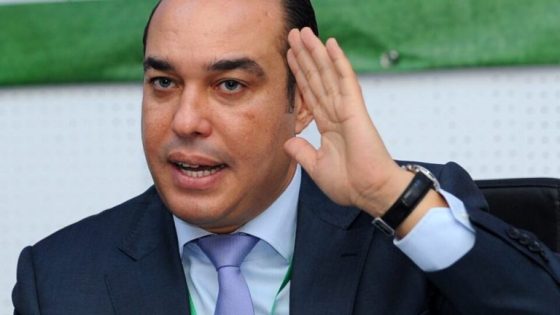 الفريق الاستقلالي يدعو إلى إحالة أوزين على لجنة الأخلاقيات بعد ملاسنات مع أحد نوابه